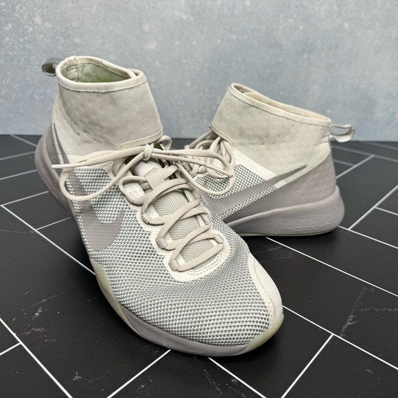 Nike Women's Air Zoom Strong 2 "Light Bone" Training/Lifting Shoe - Size 8 - Picture 4 of 8